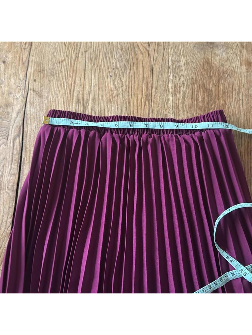 Elegant Pleated Purple Skirt by Le-Ciel size medium - Picture 4 of 6